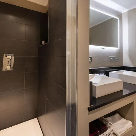Apartment 06a3 - Lovely In The Heart Of Old Nizza
