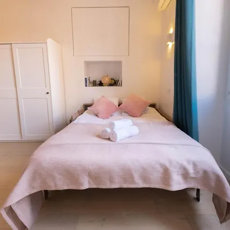 Daire 06a3 - Lovely In The Heart Of Old Nice